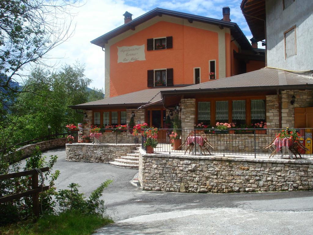 Agriturismo Cornei Da Nadia Pensionat Collio Eksteriør billede