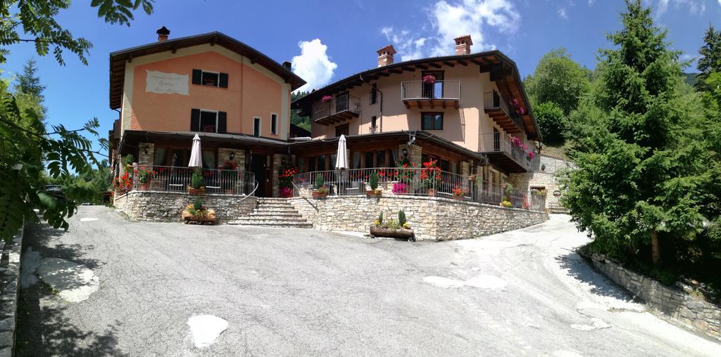 Agriturismo Cornei Da Nadia Pensionat Collio Eksteriør billede