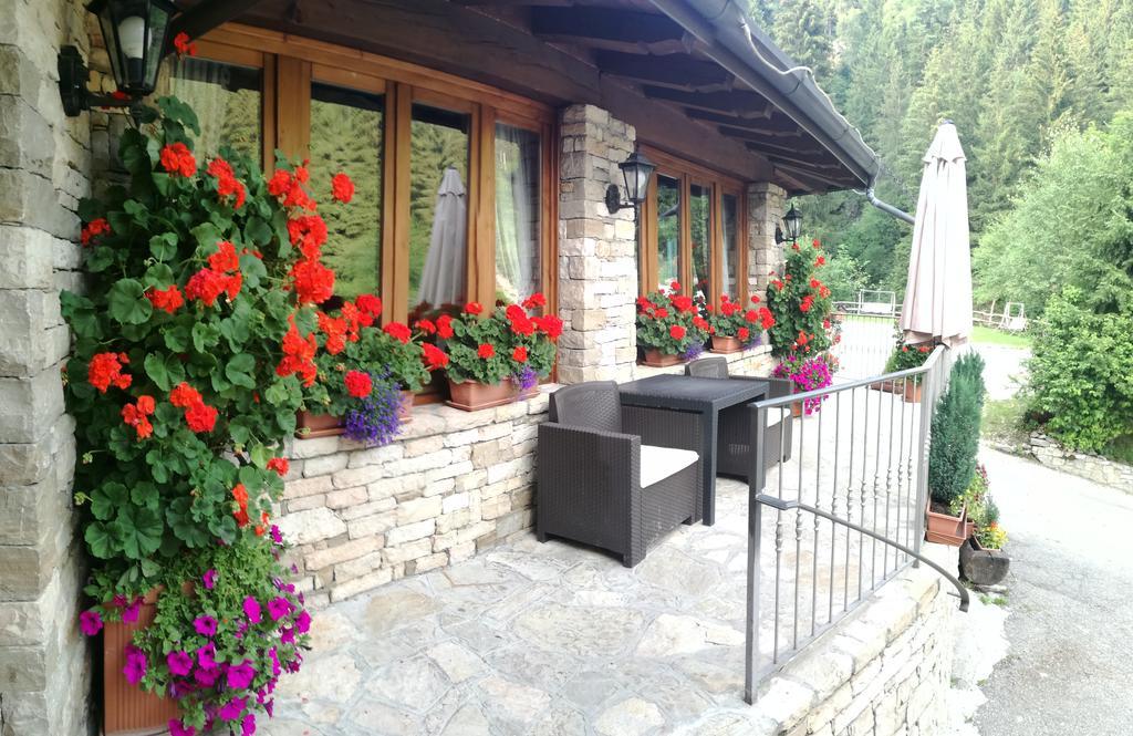 Agriturismo Cornei Da Nadia Pensionat Collio Eksteriør billede