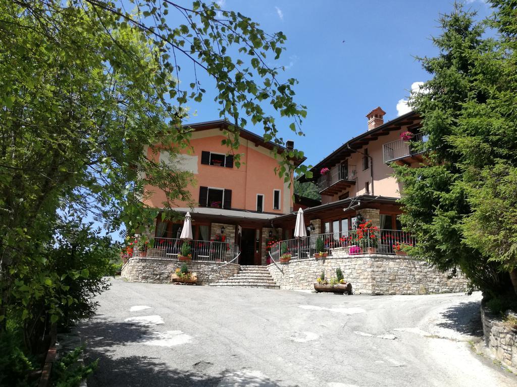 Agriturismo Cornei Da Nadia Pensionat Collio Eksteriør billede