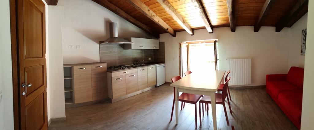 Agriturismo Cornei Da Nadia Pensionat Collio Eksteriør billede