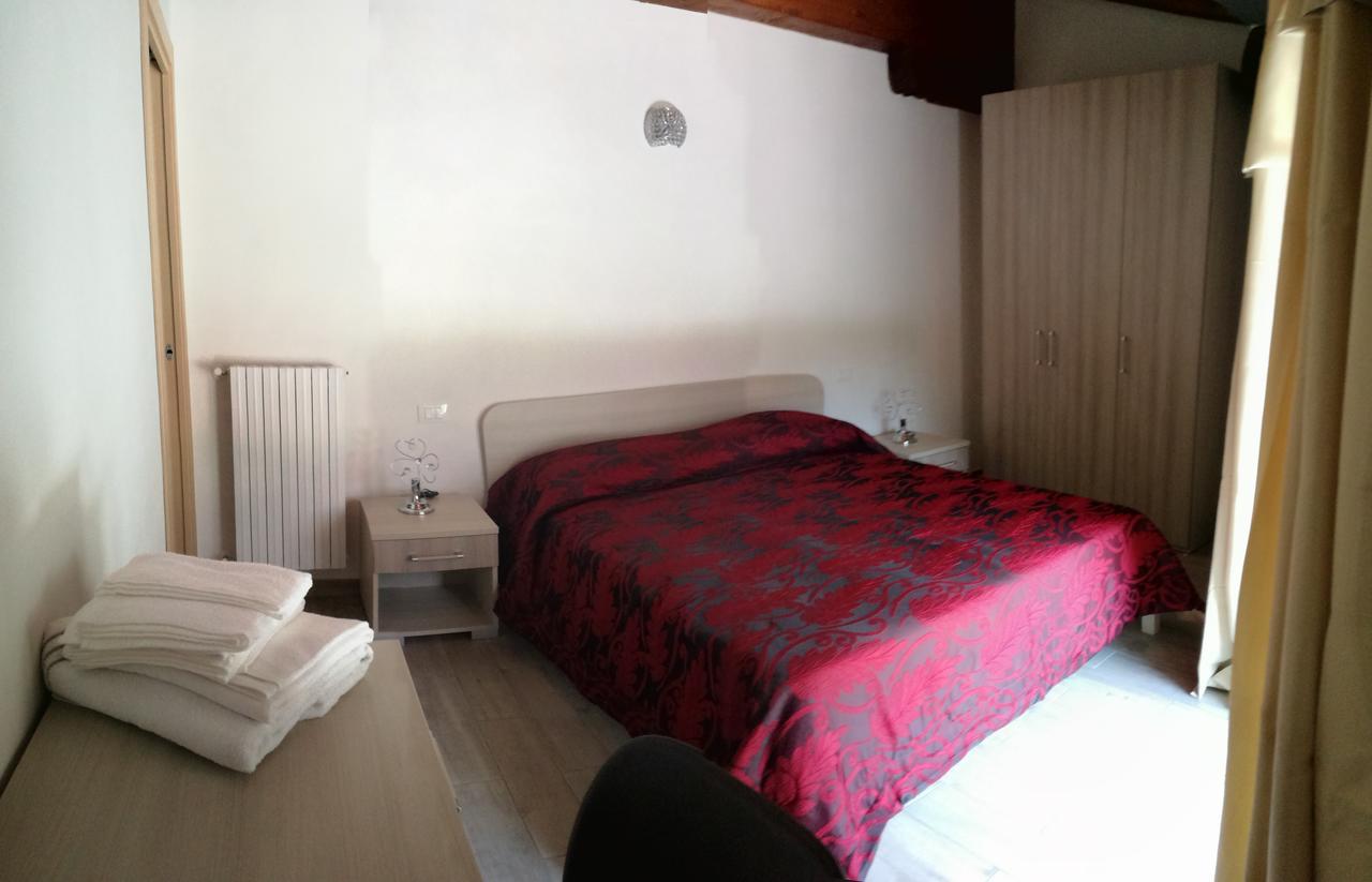 Agriturismo Cornei Da Nadia Pensionat Collio Eksteriør billede